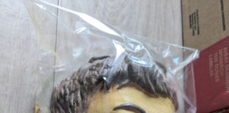 Gealterter Schaumstoff-Kopf von Alfred E. Neuman aus MAD Magazine, versiegelt in Plastik – seltenes Vintage-Sammlerstück mit unbekannter Herkunft