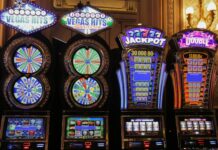 Spielautomaten in einem Casino