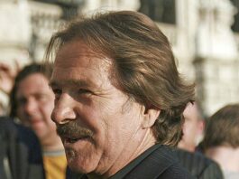 Porträt des Schauspielers Götz George, bekannt als Tatort-Kommissar Schimanski, bei einer Preisverleihung in Wien.