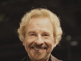 Porträt des deutschen Moderators Thomas Gottschalk, der mehrfach im MAD Magazin karikiert wurde.